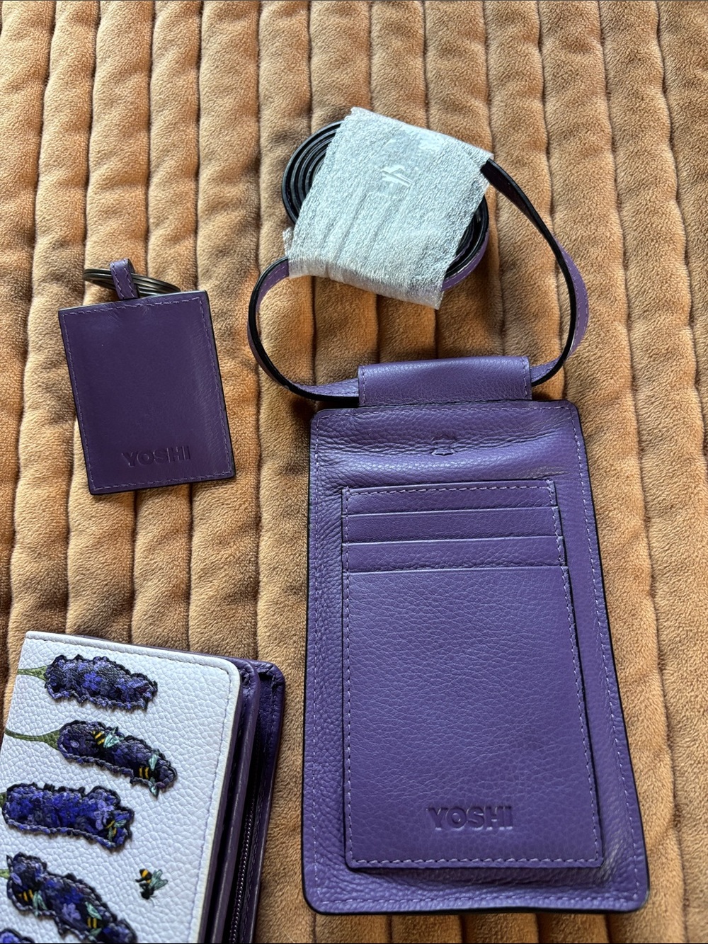 Purple and bumblebee Leather Accordion Wallet with Floral Card Pouch set - Picture 3 of 4